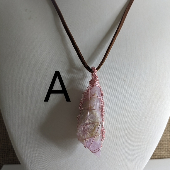 Large Kunzite Lavender Pink Rough Wire Wrapped Pendant - Picture 2 of 16